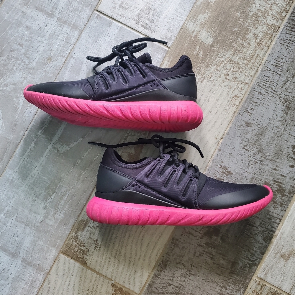 Adidas men's tubular radial black & pink size 7.5